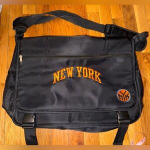 New York Knicks Messenger Bag Black Orange Embroidered Logo Adjustable Strap NBA